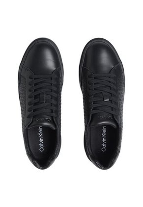 Tenis Negro Con Suela Gruesa Y Estampado De Monograma En Relieve Calvin Klein