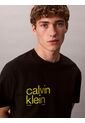 Camiseta Negra Con Logo Estampado En Alineado Derecho Calvin Klein de Calvin Klein