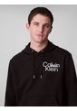 Buzo Negro Con Capota Calvin Klein de Calvin Klein