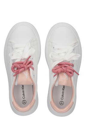 Tenis Blanco Bajos Con Cordones Calvin Klein