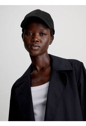 Gorra Negra Con Monograma Bordado Calvin Klein