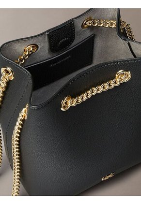 Bolso Negro Saco Calvin Klein
