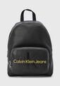 Morral  Calvin Klein Sculpted Campus  Negro de Calvin Klein