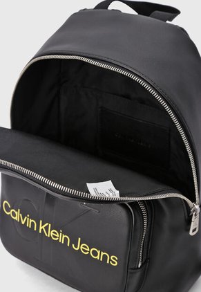 Morral  Calvin Klein Sculpted Campus  Negro