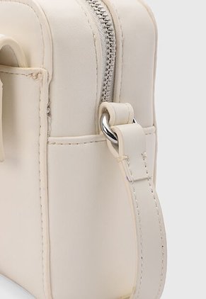 Bolso Manos Libres Calvin Klein Mini Quilt Marfil