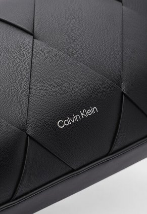 Bolso Manos Libres Calvin Klein Negro