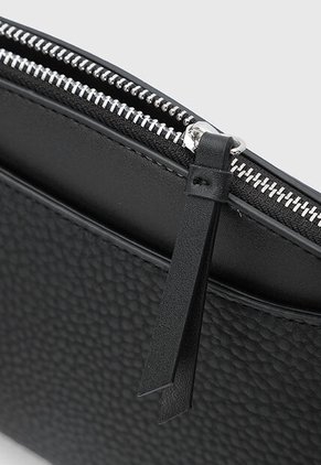 Bolso Manos Libres Calvin Klein Negro