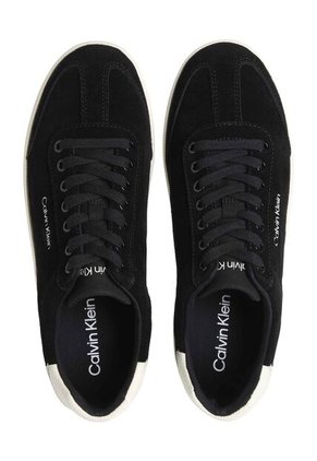 Tenis Multicolor De Corte Bajo Con Textura De Gamuza Calvin Klein