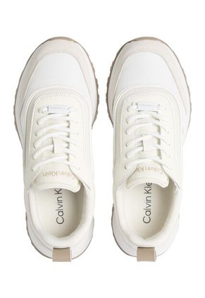 Tenis Blanco Runner En Tejido De Malla Con Suela Gruesa Calvin Klein