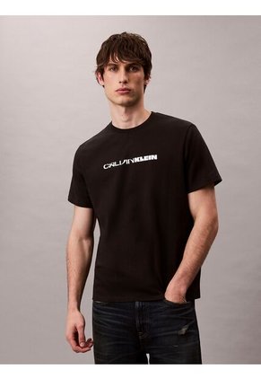 Camiseta Negra Con Logo Gráfico Apilado Calvin Klein