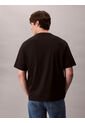 Camiseta Negra Con Gráfico De Logo En Bloque Calvin Klein de Calvin Klein