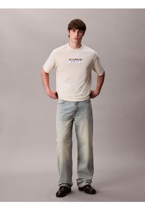 Camiseta Beige Con Gráfico De Logo En Bloque Calvin Klein