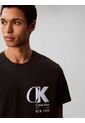 Camiseta Negra Con Estampado De Logo Con Efecto Entrelazado Calvin Klein de Calvin Klein