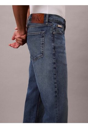 Jeans Azul Standard Straight Tinte Calvin Klein
