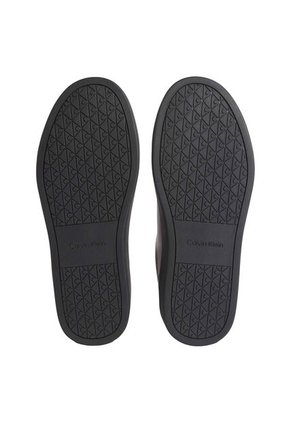 Tenis Negro Classic De Corte Bajo En Cuero Calvin Klein