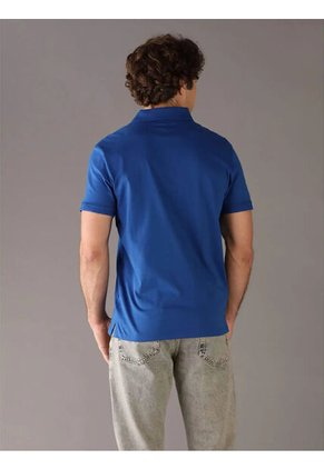 Polo Azul Clásico Con Monograma Bordado Calvin Klein