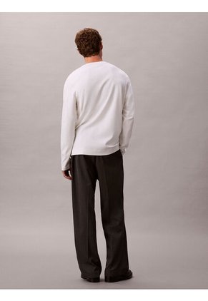 Camiseta Blanca De Manga Larga De Algodón Premium En Tejido Interlock Calvin Klein