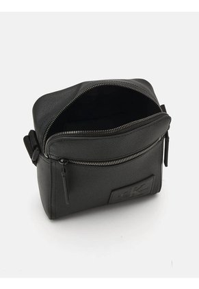 Bolso Negro Cuadrado Coated Calvin Klein
