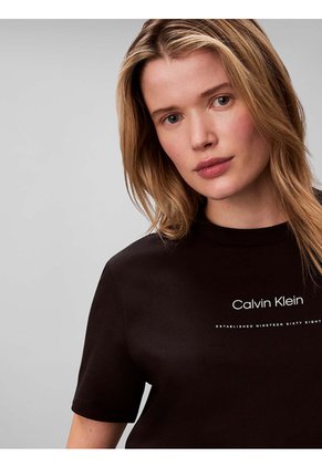Camiseta Negra Con Logo Calvin Klein