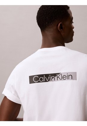 Camiseta Blanca Con Logo Calvin Klein