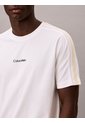 Camiseta Blanca Con Franjas Deportivas Calvin Klein de Calvin Klein