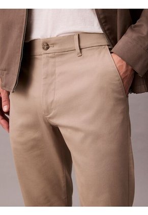 Pantalón Beige Chino Slim De Tejido Elástico Calvin Klein