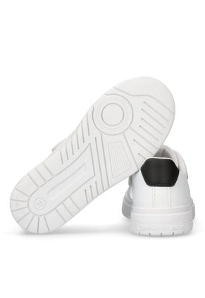 Tenis Blanco Infantiles Con Cordones Calvin Klein