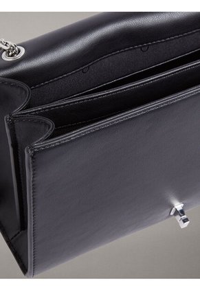 Bolso Negro De Hombro Convertible Con Broche Giratorio Calvin Klein