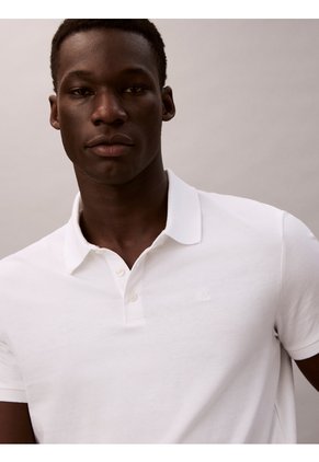 Polo Blanco Clásico Con Monograma Bordado Calvin Klein