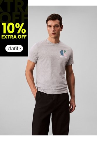 Camiseta Gris Con Monograma Gráfico Calvin Klein Calvin Klein