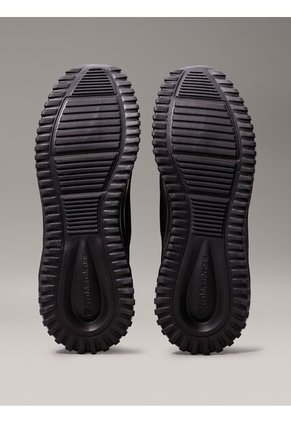 Tenis Negro Eva Runner Calvin Klein