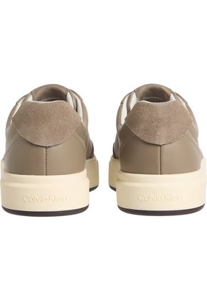 Tenis Beige De Corte Bajo Calvin Klein