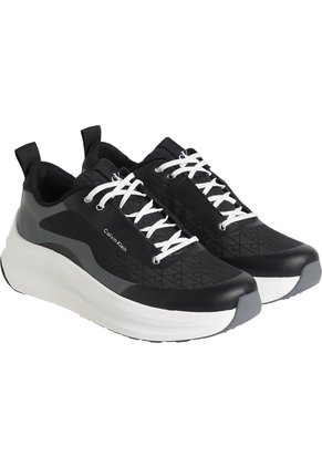 Tenis Negro Chunky Runner Calvin Klein