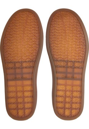 Tenis Blanco Classic De Corte Bajo En Cuero Calvin Klein