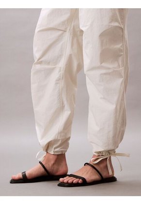 Pantalones Blanco Parachute De Nailon Suave Calvin Klein