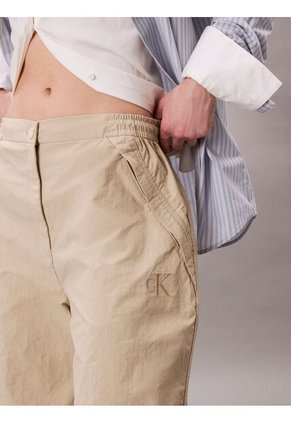 Pantalones Gris Parachute De Nailon Suave Calvin Klein