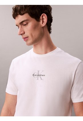 Camiseta Blanca Con Gráfico Estampado Micro Monologo Calvin Klein