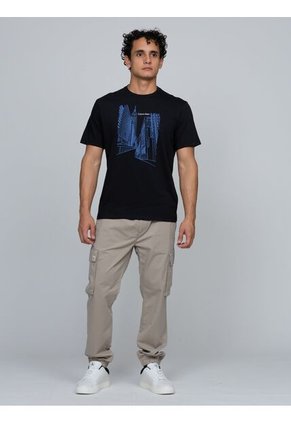 Camiseta Negra Gráfica Calvin Klein City Calvin Klein