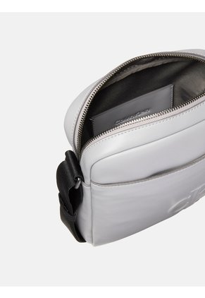 Bolso Gris Reporter Con Logo Monograma Grabado Calvin Klein