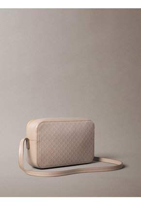 Bolso Beige Cruzado Con Logo Monograma En Todo El Artículo Calvin Klein