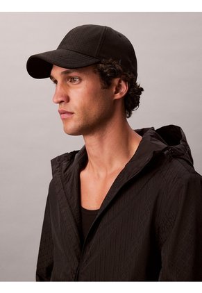Gorra Negra Ripstop Con Estampado De Monograma Calvin Klein
