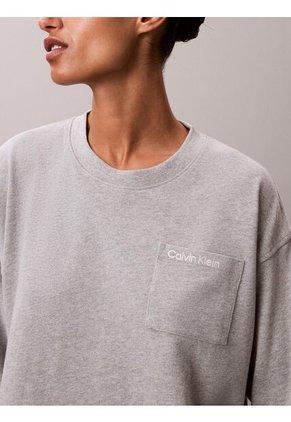Saco Gris De Estar En Casa Cropped Con Logo Calvin Klein