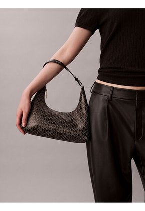 Bolso Negro De Hombro Con Logo Monograma En Todo El Artículo Calvin Klein