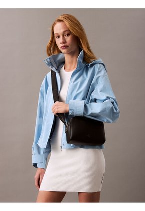 Bolso Negro Cruzado Ultralight Con Doble Cremallera Calvin Klein