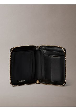 Billetera Negra Cuadrada Con Cremallera Y Monograma Calvin Klein