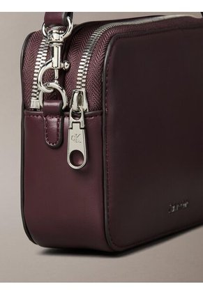 Bolso Marrón Cruzado Convertible De 2 Tiras Calvin Klein