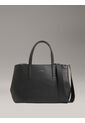 Bolso Negro Tote CK Must Calvin Klein de Calvin Klein