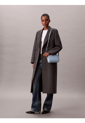 Bolso Azul Cruzado Con Logo Monograma En Todo El Artículo Calvin Klein