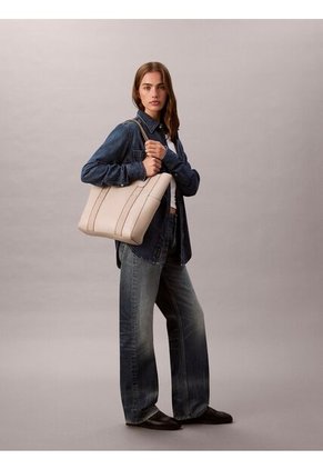 Bolso Beige Tote Para Portátil Con Logo En Jacquard Calvin Klein