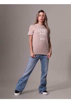 Camiseta Rosada Regular Con Logo Mixed Calvin Klein